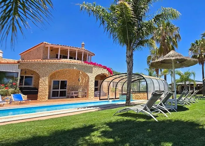 Villa Ania - Private Villa With Pool&Jacuzzi, 16 To 40 Pax Albufeira
